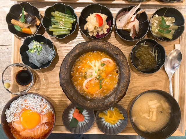 おによめ 西鉄福岡 天神 魚介料理 海鮮料理 食べログ