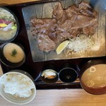 炭焼治郎 - 牛タン炙り焼き定食