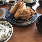 とんかつ玉藤 - えび2ひれ2定食 \1,880