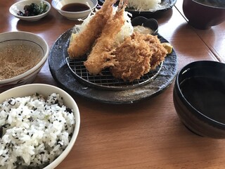 Tonkatsu Tamafuji - えび2ひれ2定食 \1,880