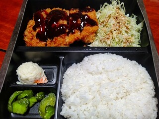 Takuhai Tonkatsu Senmon Ten Kasaneya - 【2021.9.11(土)】熟成重ねかつ弁当1,390円