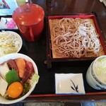 駒沢 そば蔵 - もり蕎麦＋ハーフ海鮮丼