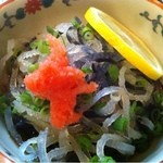 地球屋にんげん亭 - トラフグ皮ポン酢  ¥300
      てんこ盛り