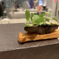 L'éclaireur - 新兵器の薪焼きで香り高く仕上げたニシン。