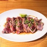 居酒家厨房上々や - ラム肉のたたき 750円を晩酌セットに