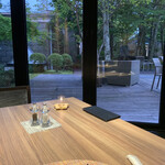 ア・ターブル - 