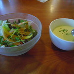 ｈｉｍａｗａｒｉ - ランチのサラダ、スープ