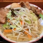 丹行味素 超辺鄙　北新横浜本店 - ガッツリ！野菜タン麺