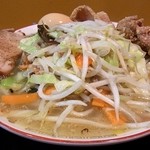 丹行味素 超辺鄙　北新横浜本店 - ガッツリ！野菜タン麺