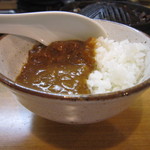 札幌成吉思汗 しろくま - 北海道産羊のひとくちカレー　400円
      
      
      