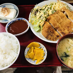 Tsubo Hachi - トンカツ定食＝６５０円 税込