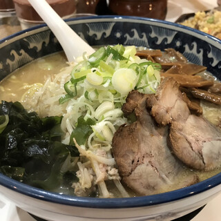 北千住でおすすめのラーメン 塩ラーメン をご紹介 食べログ 北千住でおすすめのラーメン 塩ラーメン をご紹介 食べログ