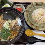 あんじゅ - 醤油ラーメン＋半チャーハンセット（桜定）