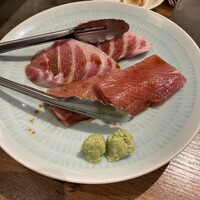 焼うお いし川 - インドマグロの腹なかと本鮪の赤身