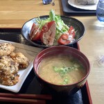 森のハンバーグ工房 ゆみさんち - 【日替わりランチ 600円(税込)】サラダや味噌汁もちゃんと手作り♡