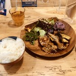 チャブダイカフェ - ご飯/ナスと豚バラ黒酢炒め