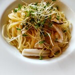 アル・ケッチァーノ - イカとエリンギとカラスミのフェデリーニ