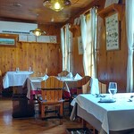 アル・ケッチァーノ - テーブル席