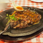 ザ　カウボーイハウス - おすすめ味噌ソースがお気に入り！