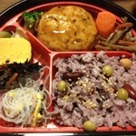 柿安ダイニング - 黒豆の豆腐ハンバーグ弁当