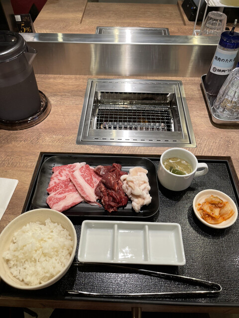 一人焼肉ウルフ 立町 焼肉 ネット予約可 食べログ