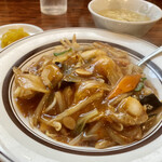 はらへー太 - ピリピリ中華飯のご飯はチョビです。