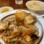 はらへー太 - 餡が異常に赤いっしょ、ピリッピリなんだ！