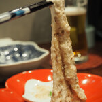 博多おでんと自然薯 よかよか堂 - すごい伸びる！