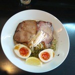 13湯麺 - 塩ぶっかけ　きょうは細麺のみ