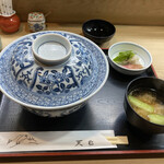 てんぷら天松 日本橋店 - 穴子入り特性天丼の登場