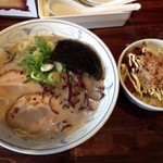 Jinrokuramen - ラーメン＋角煮丼