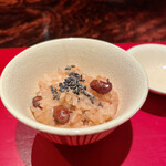 賛否両論 - カミさんの誕生日なのでお赤飯頂きました♪