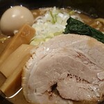 つけめん・らーめん活龍 - とんこつ醤油をアップw