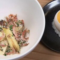 ルアン NIPPONIA HOTEL 奈良 ならまち - ホワイトアスパラガス、桜海老と卵黄のソース