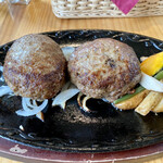 Kuroushi No Sato - 天然塩で食べる知多牛ハンバーグの味くらべ
