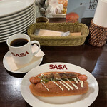 GRILL BURGER CLUB SASA - 『ホットドッグプレーン¥650』
      『Hot Coffee¥270』