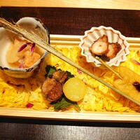 神楽坂 よこ田 - 八寸(サーモンみぞれ和え、蛸の桜煮、生麩田楽、鰯の佃煮、さつま芋のレモン煮)