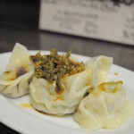 らーめん 笑和 - 【裏メニュー】特製辛子野菜味噌で食べるもちもち水餃子