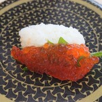 Hamazushi - 紅鮭すじこ（倒れてる）