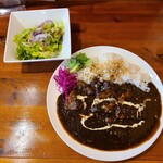 Itabaru Joimaru - とろける肉厚ビーフのBLACKカレーのレギュラー(1078円)です。