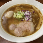 麺処 うきとみ - 和風しょうゆラーメン、味玉TP