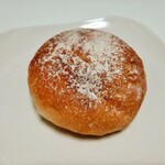 ブーランジェ エス・カガワ - 映画の中に登場するお豆パン♪小豆と金時、うぐいす豆の3種のおまめ入り、お豆パン151円