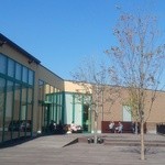 ミカドコーヒー - ツルヤ裏のウッドデッキスペースでいただきました