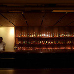 非常に落ち着いた店内。絵に描いたようである。