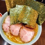 横浜家系ラーメン 作田家 - 