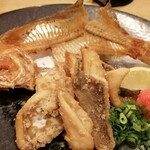 魚屋あらまさ - カレイの唐揚げ