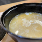 兄弟寿し - 色々なアラの出汁入り味噌汁