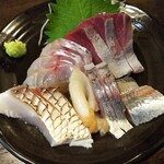 金町製麺 - 刺身盛り合わせ