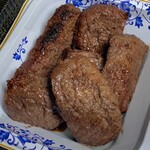 炭火焼肉くらた - 炭火焼厚切り弁当(\2,000)