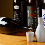 Hakata Motsunabe Nishijin Hatsuki - 日本酒を豊富に取りそろえています